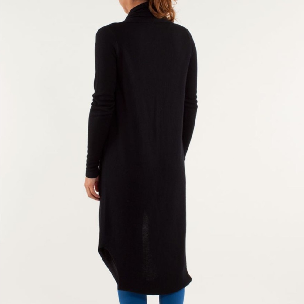 Lululemon Intuition Meditation Sweater Wrap in Black - Picture 3 of 13